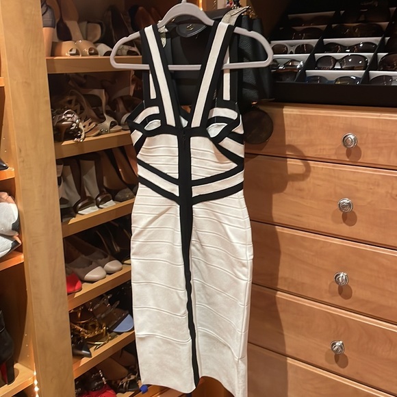 Herve Leger bandage dress black and white - Picture 6 of 9